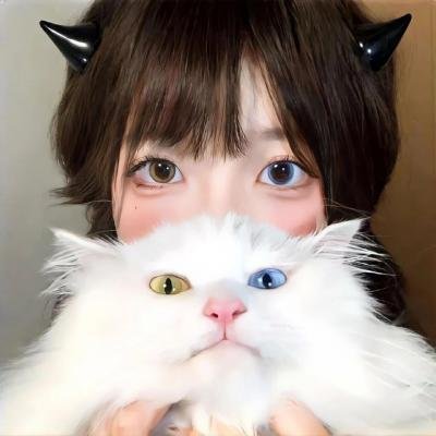 蒙娜丽莎与血月